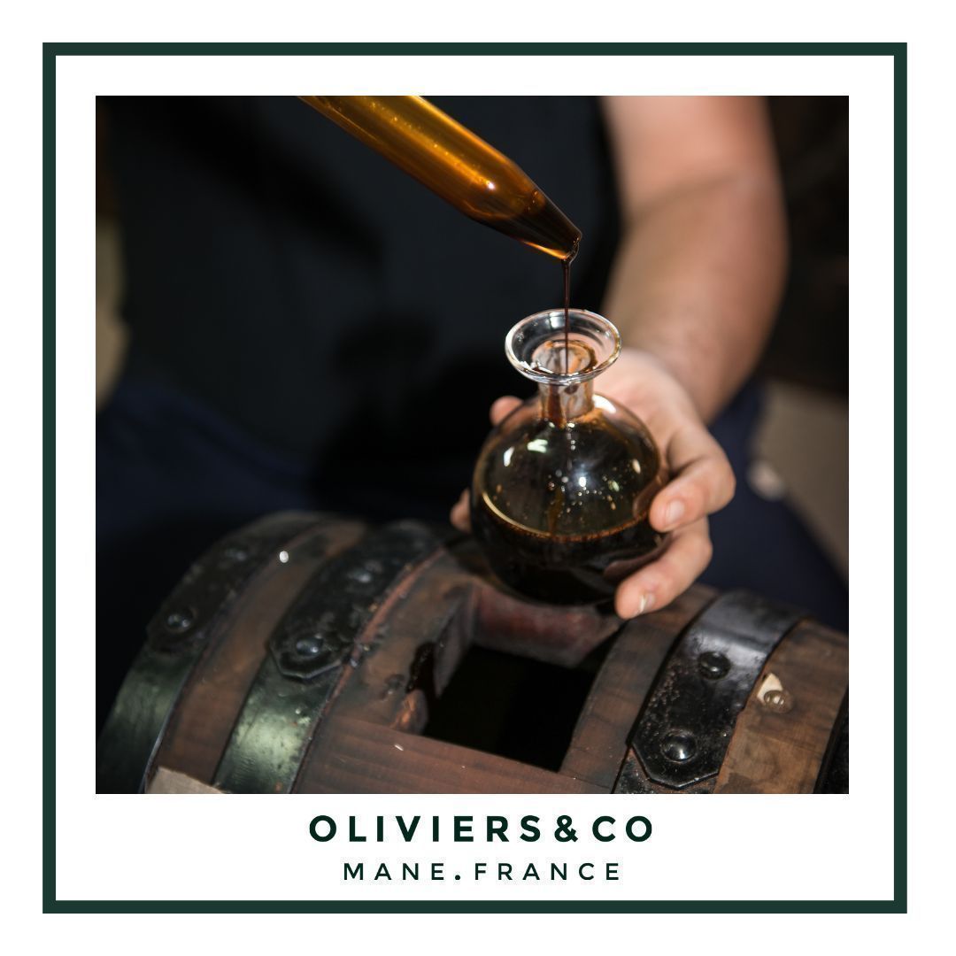 Die Geschichte und Herstellung des Balsamico-Essigs aus Modena 