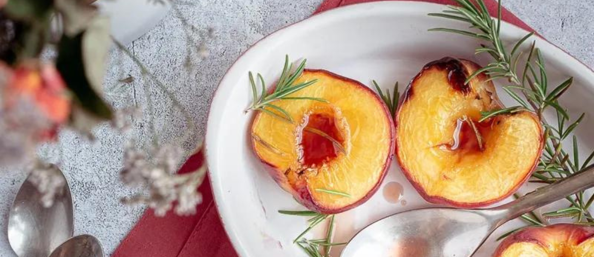 Pêches rôties au thym
