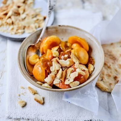 Summer Fruit Crumble with Tortas