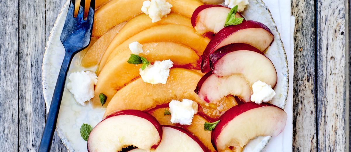 Salade pêches, melon & Brousse d'été